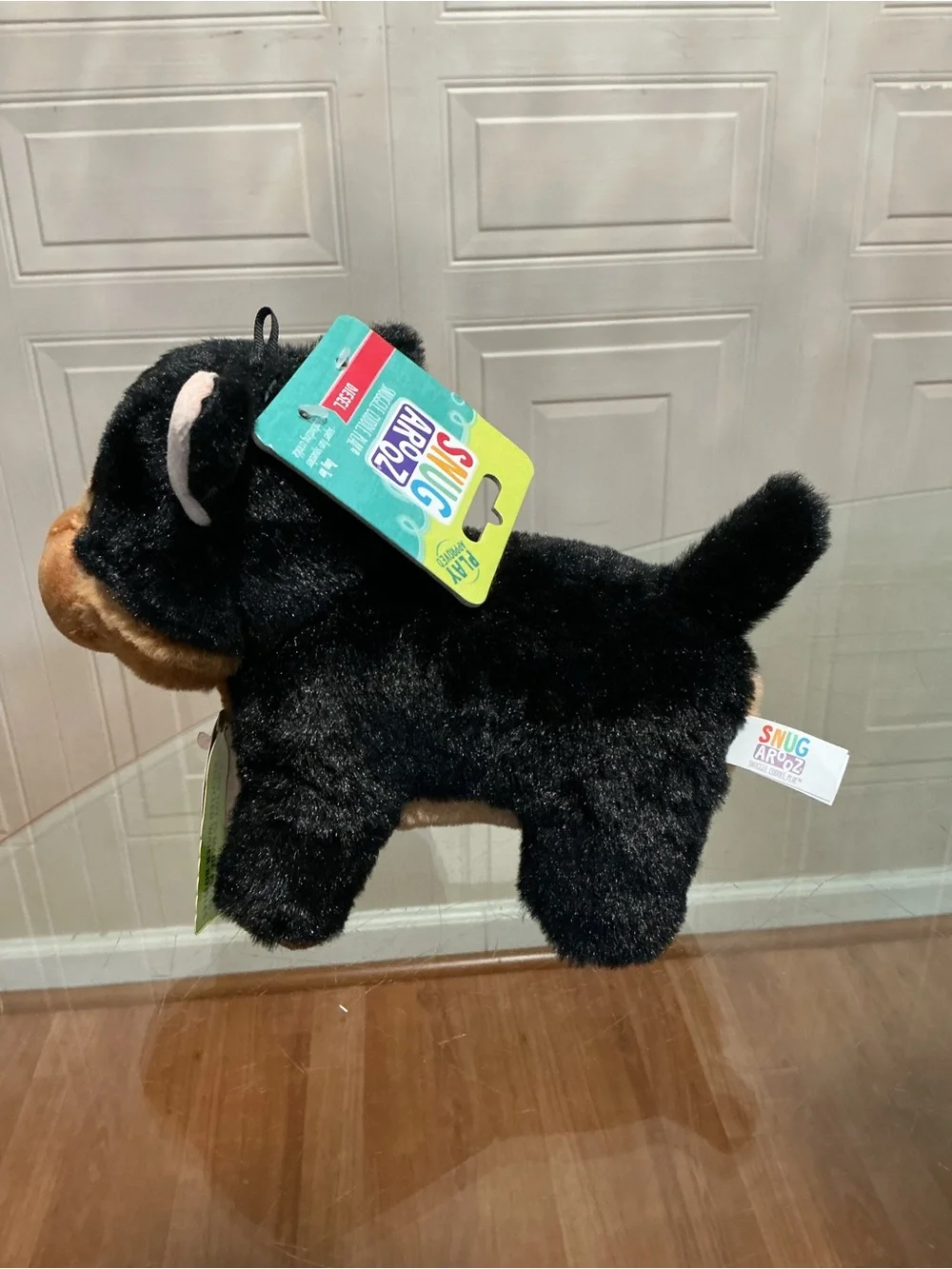 Brand New Snug Arooz, Doggie Diesel -8 ” With Clinker & Squeaker